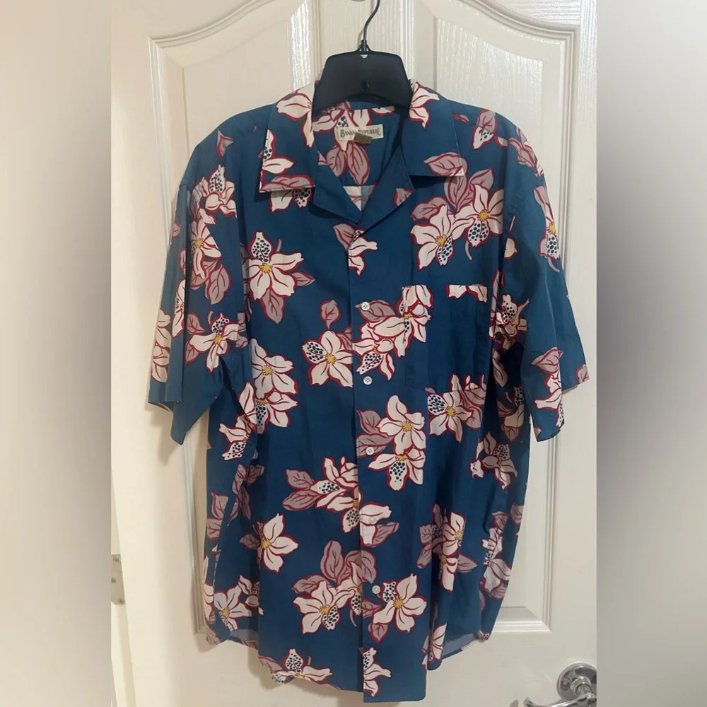 Vintage Men’s Banana Republic Floral Hawaiian Causal Blue Cotton Shirt M.